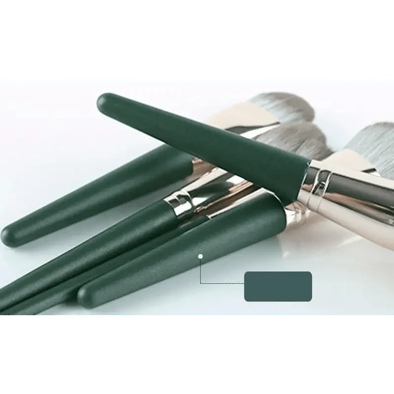 Additional view of the 14-Piece Makeup Brush Set