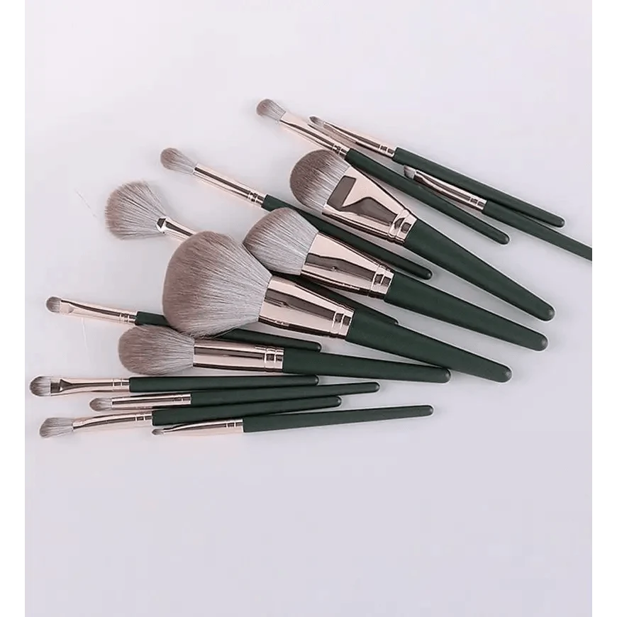 Additional view of the 14-Piece Makeup Brush Set